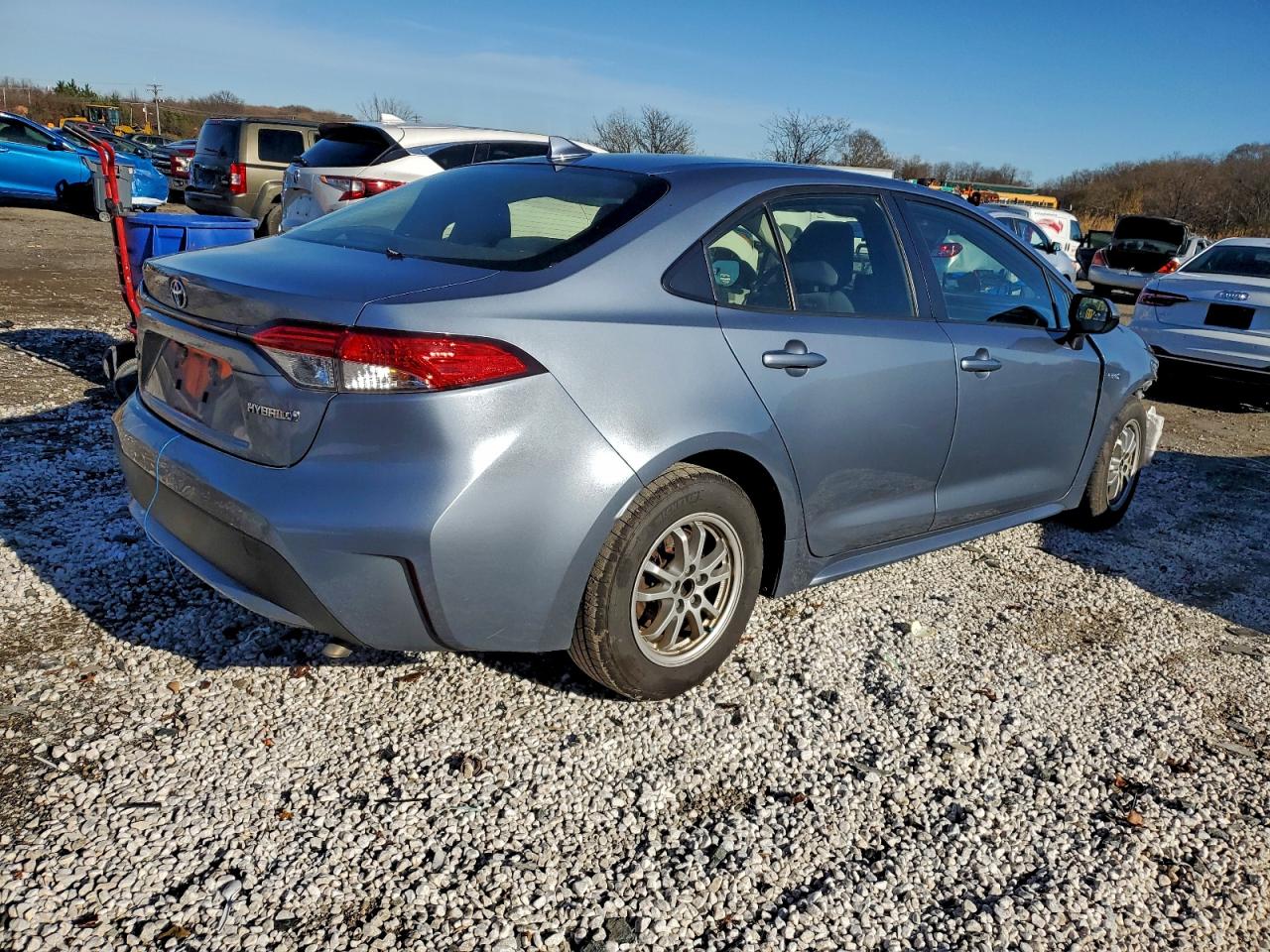 Lot #3311580764 2021 TOYOTA COROLLA LE