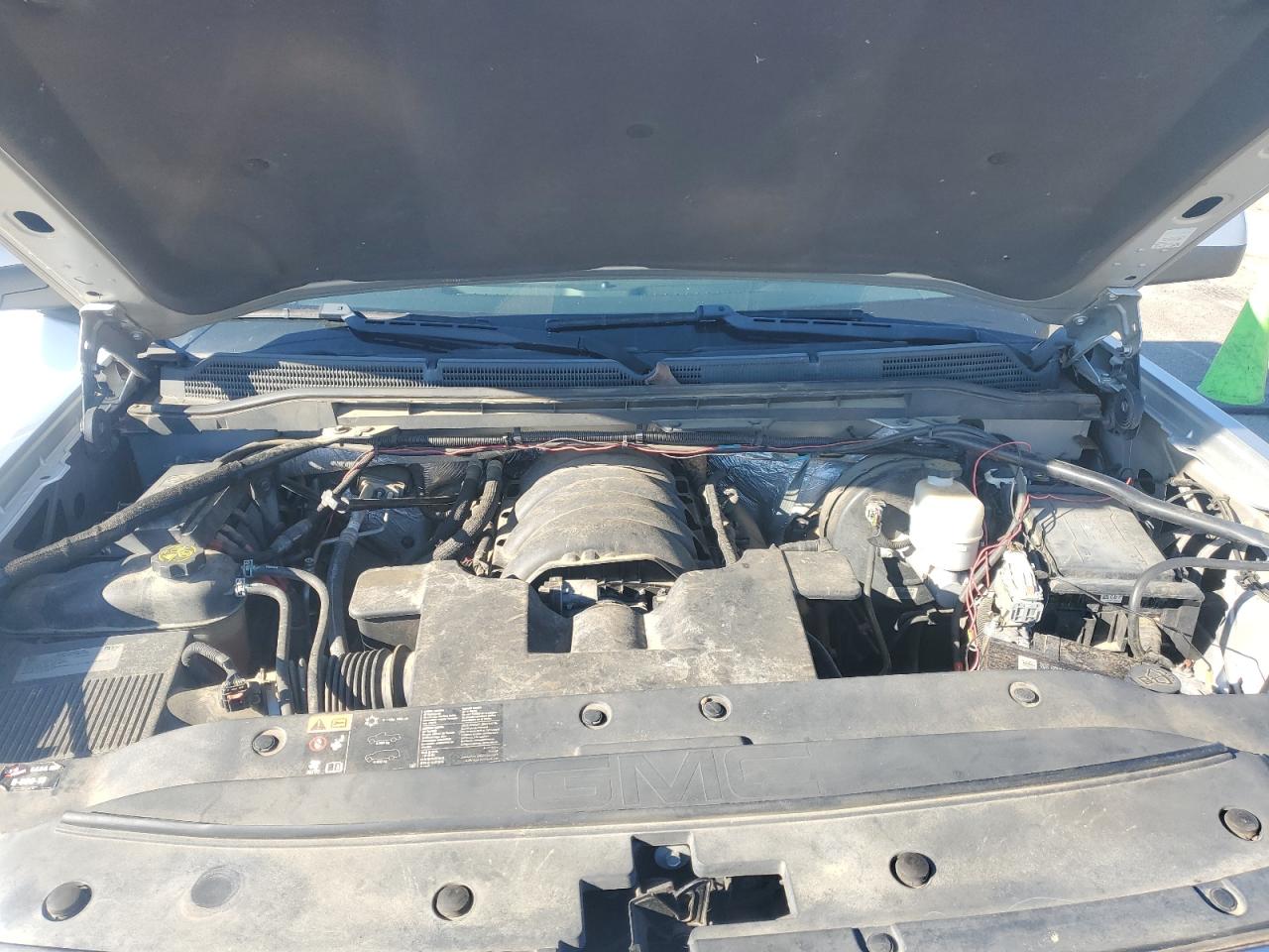 GMC SIERRA K1500 SLE