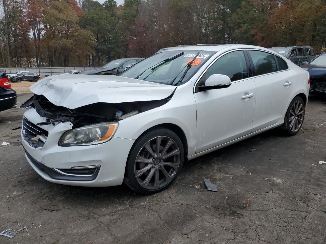 VOLVO S60 PREMIER