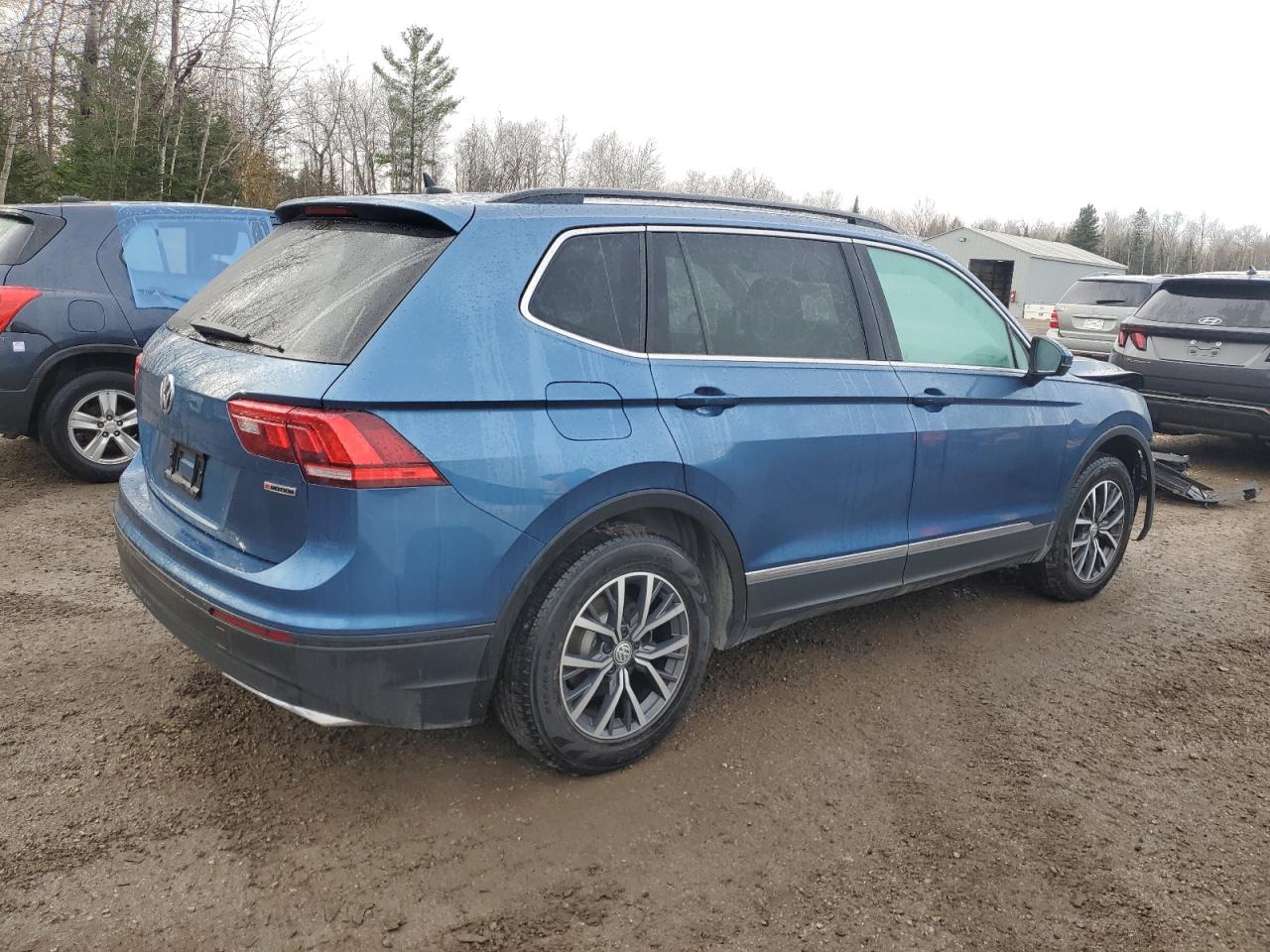 VOLKSWAGEN TIGUAN SE