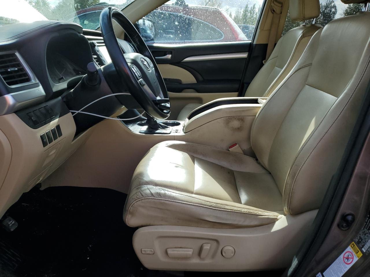 TOYOTA HIGHLANDER HYBRID