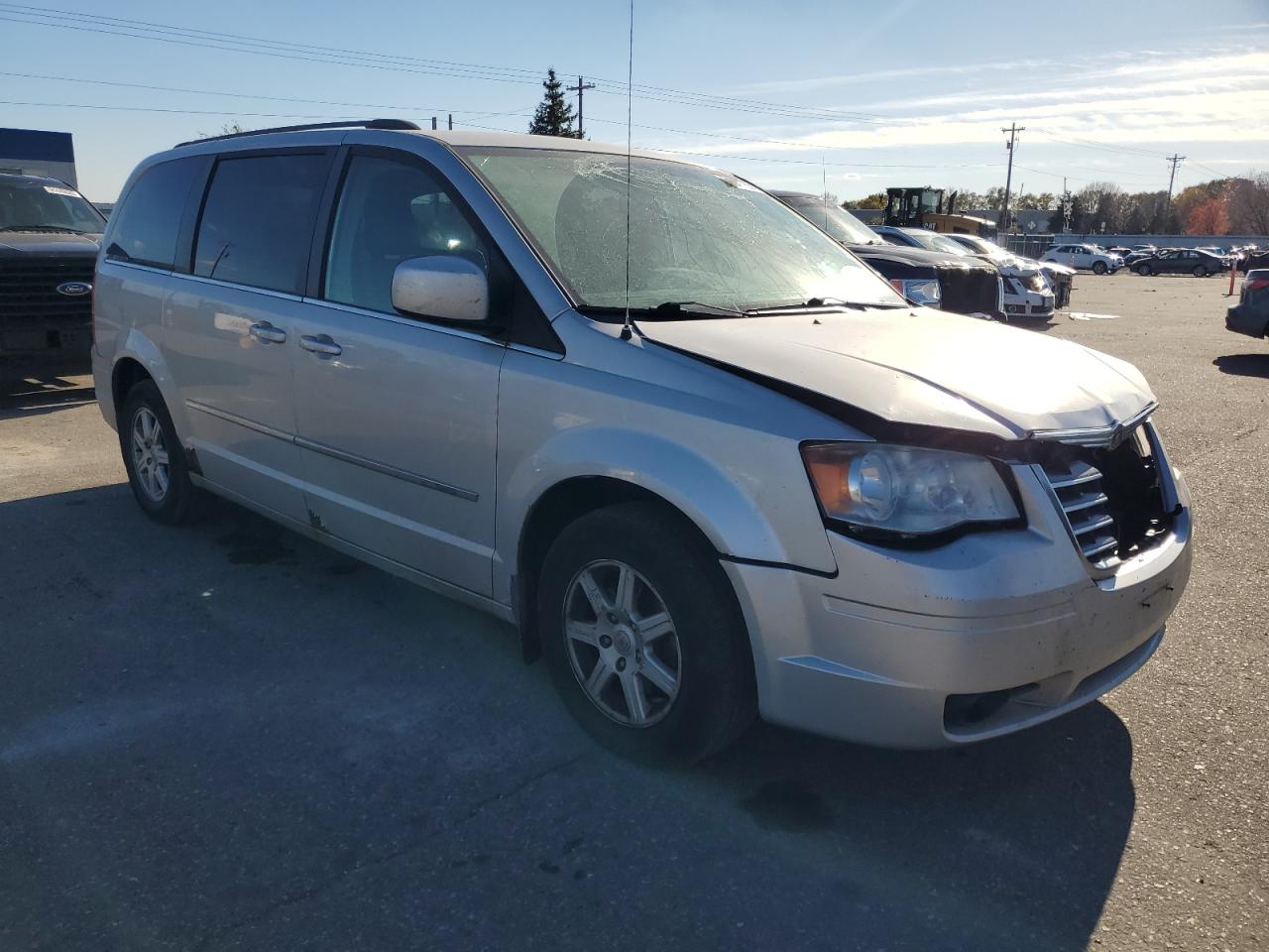 CHRYSLER TOWN & COUNTRY TOURING