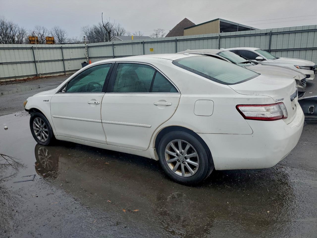 TOYOTA CAMRY HYBRID