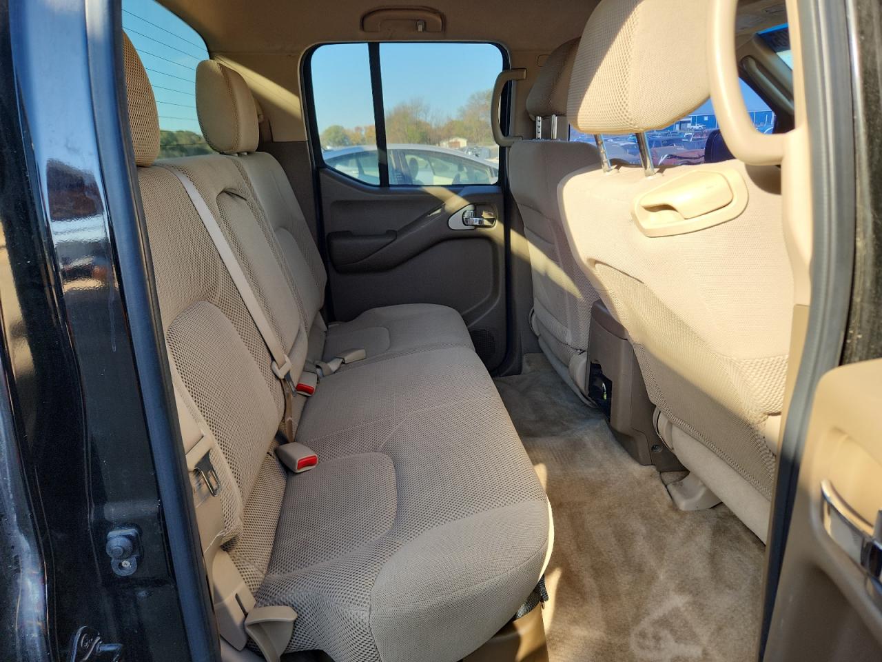 Lot #3297085501 2005 NISSAN FRONTIER C