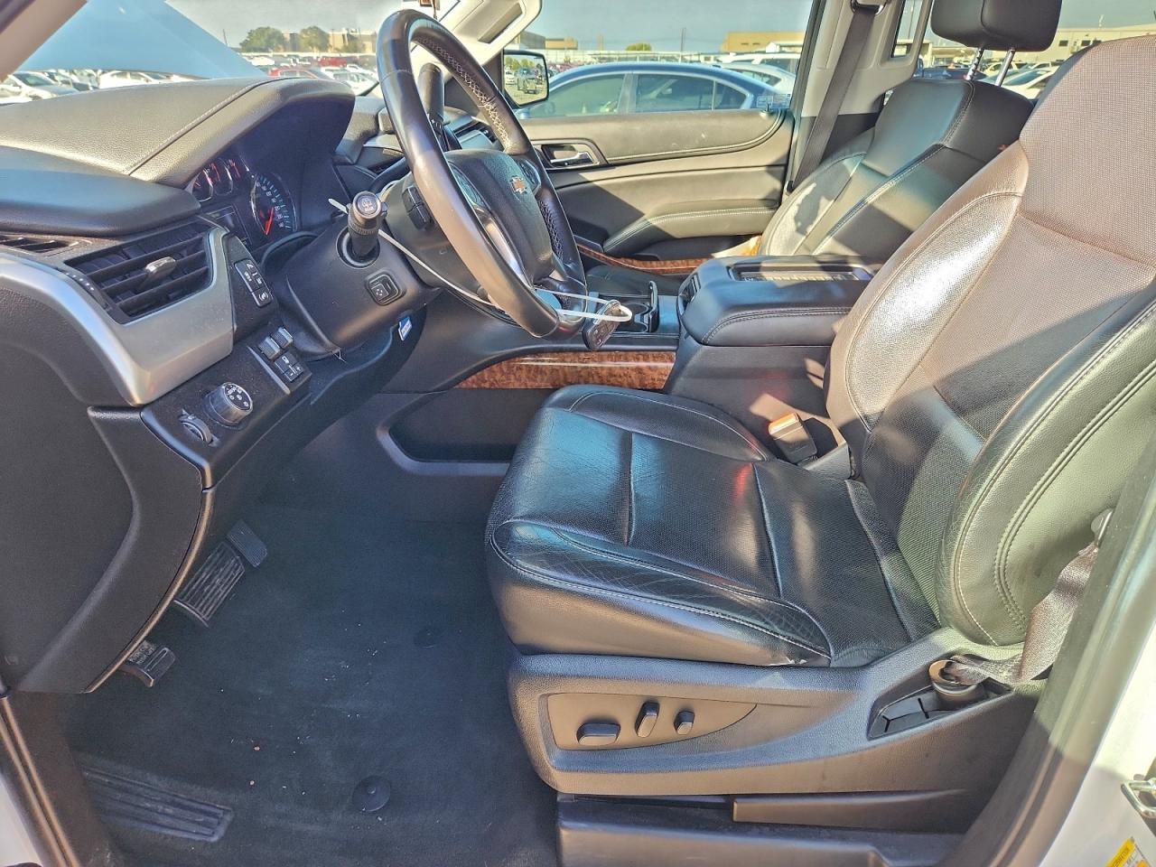 CHEVROLET SUBURBAN C1500 LTZ