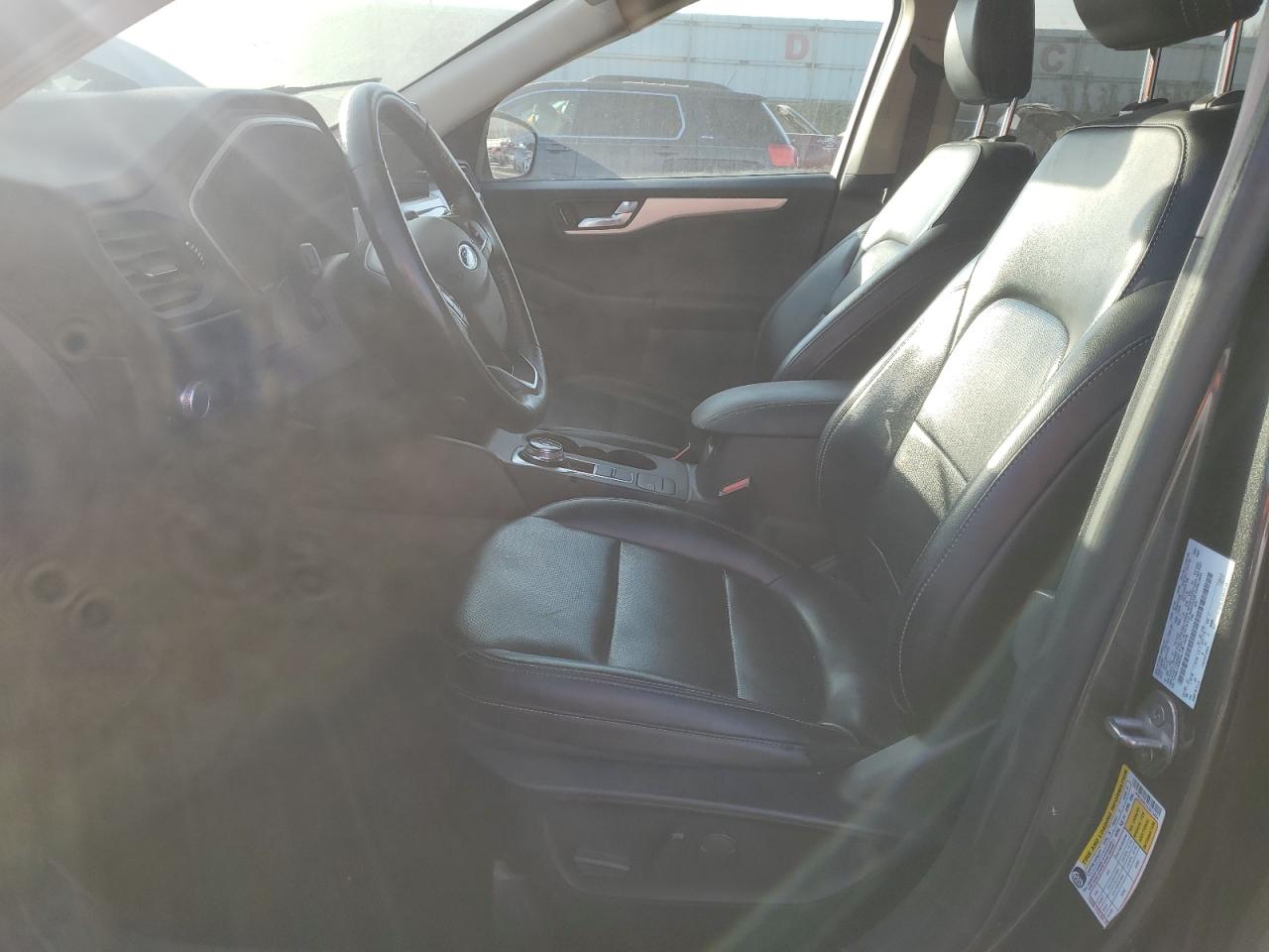 FORD ESCAPE SE SPORT