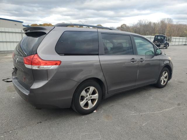 2011 TOYOTA SIENNA LE - 5TDKK3DC8BS135607