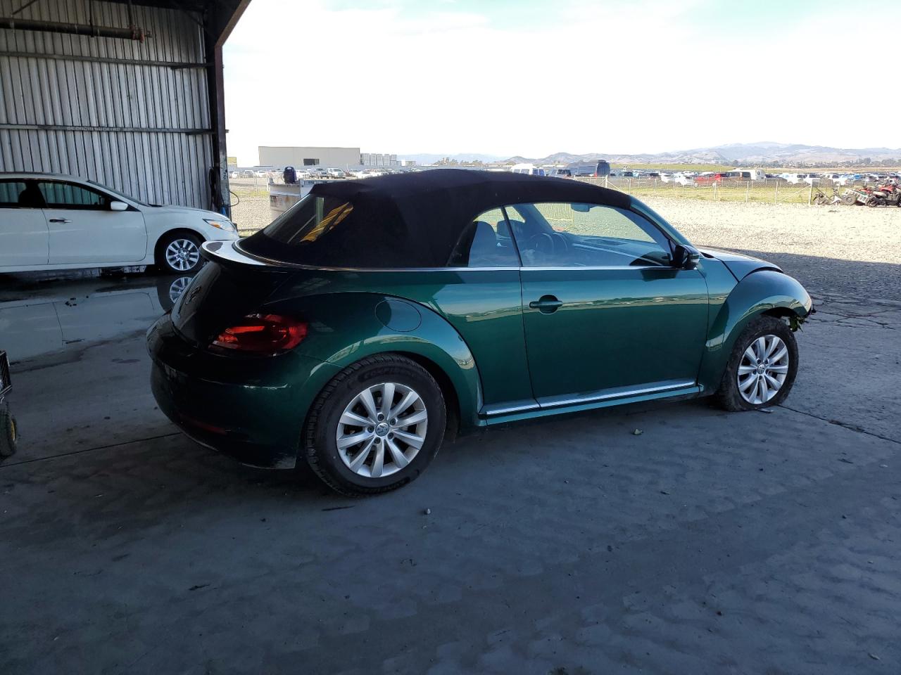 VOLKSWAGEN BEETLE S/SE