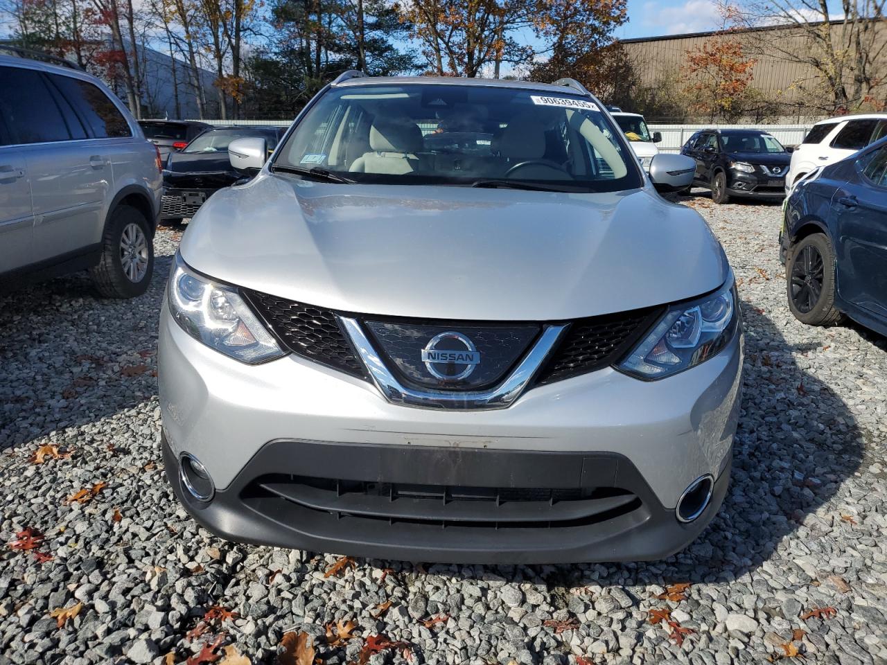 NISSAN ROGUE SPORT S