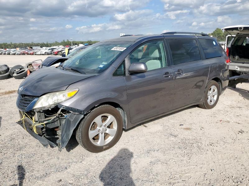 2011 TOYOTA SIENNA LE #3312570180
