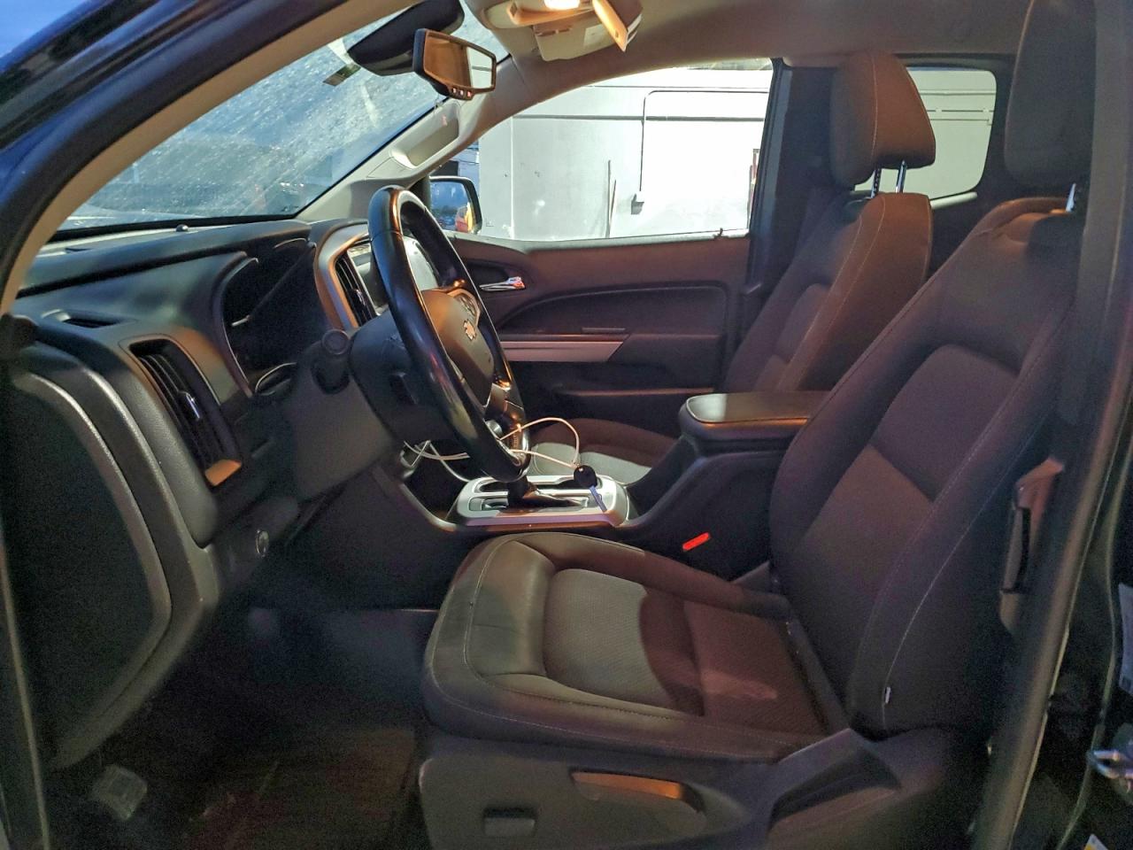 Lot #3301782359 2021 CHEVROLET COLORADO L