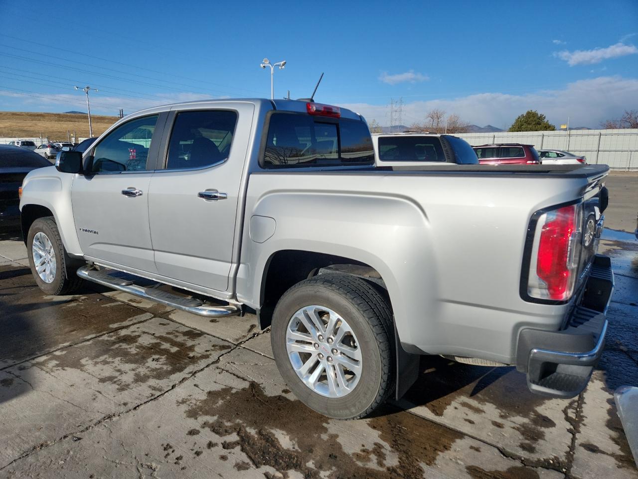 GMC CANYON SLT