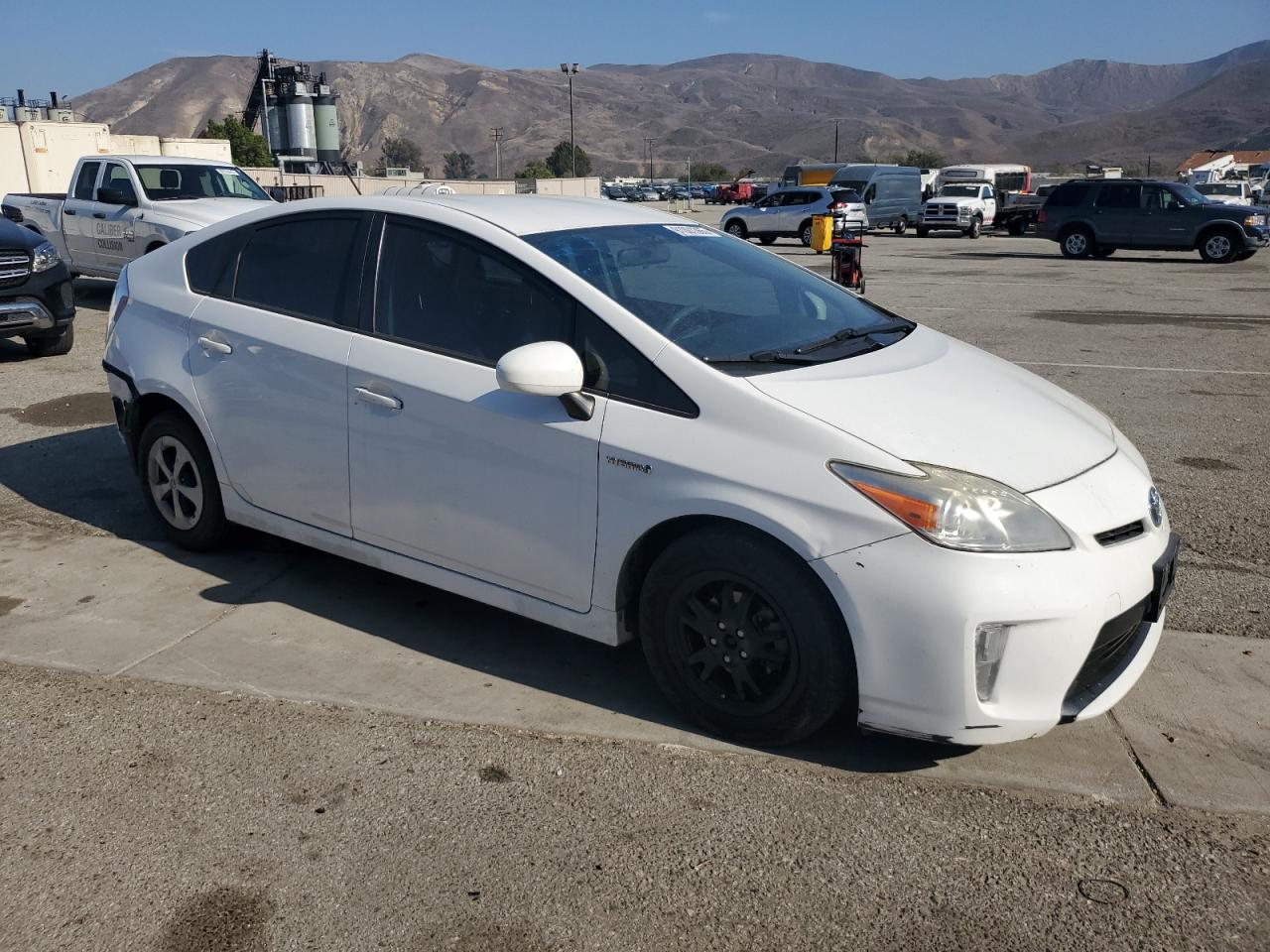 TOYOTA PRIUS