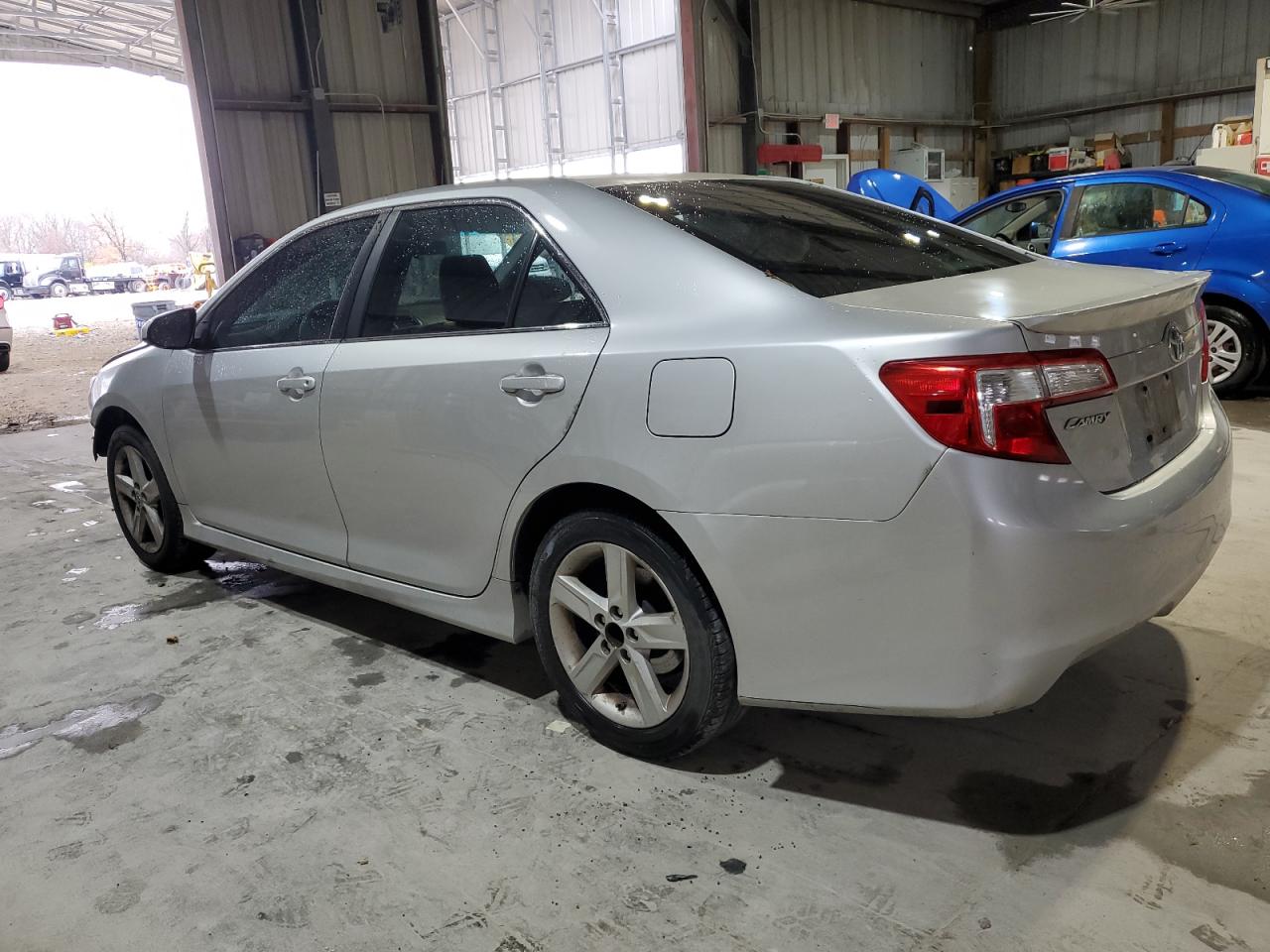 TOYOTA CAMRY L