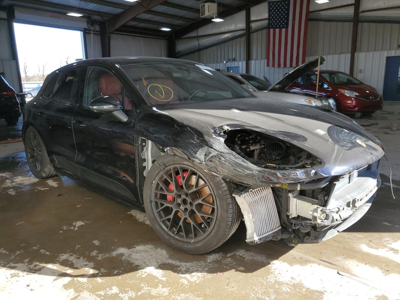 PORSCHE MACAN GTS
