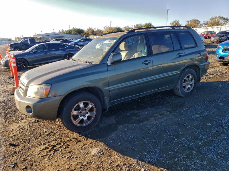 2005 TOYOTA HIGHLANDER #3308521602