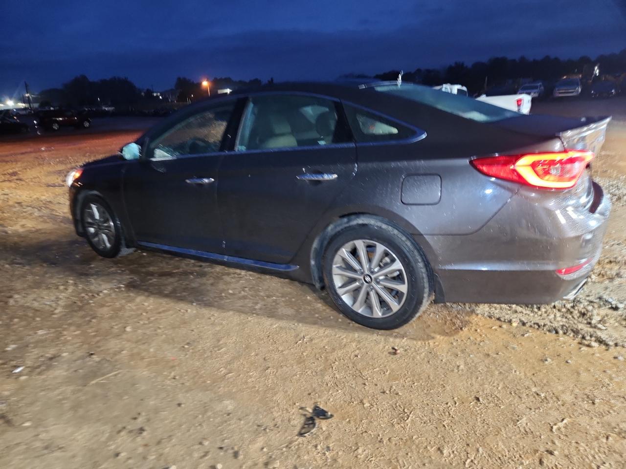 HYUNDAI SONATA SPORT