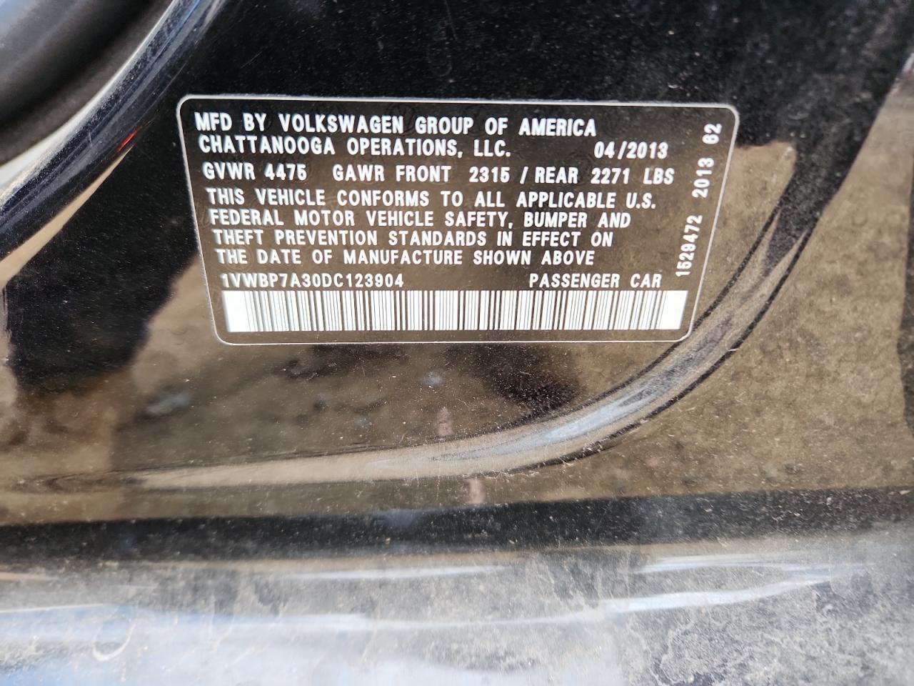 VOLKSWAGEN PASSAT SE