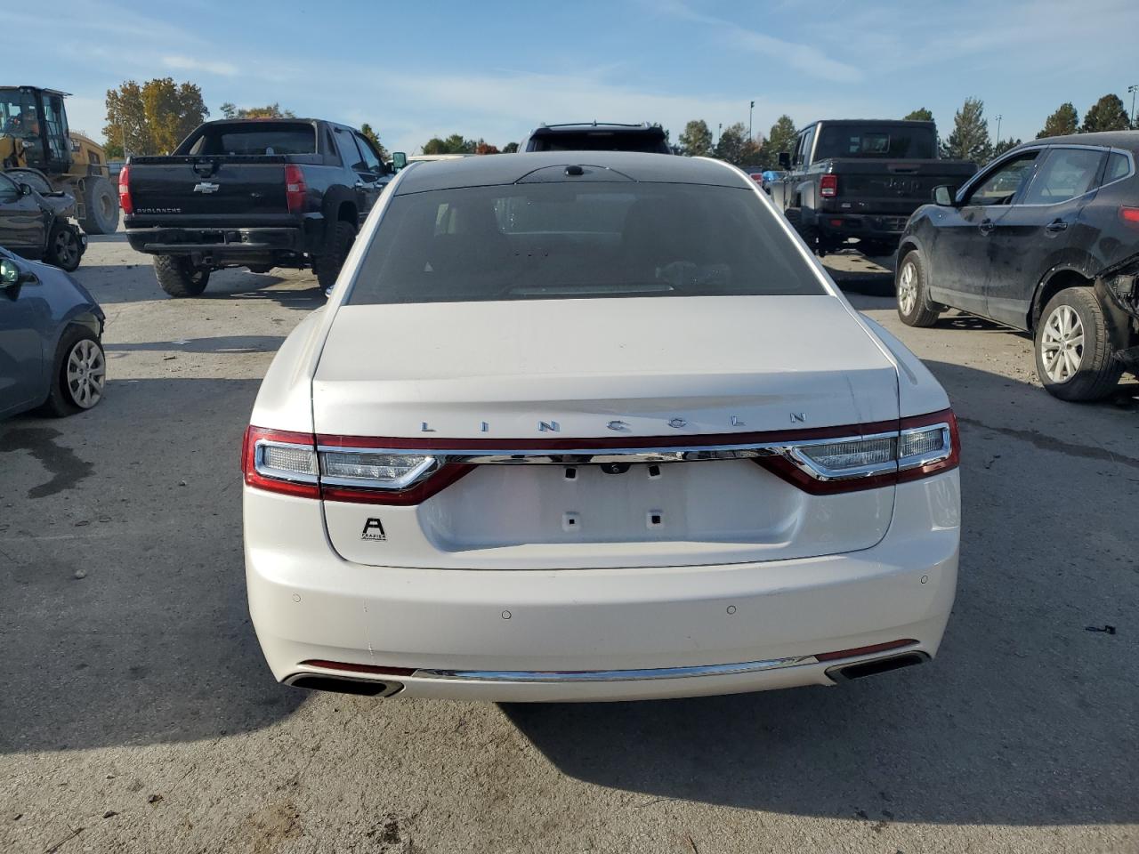 Lot #3302788919 2017 LINCOLN CONTINENTA