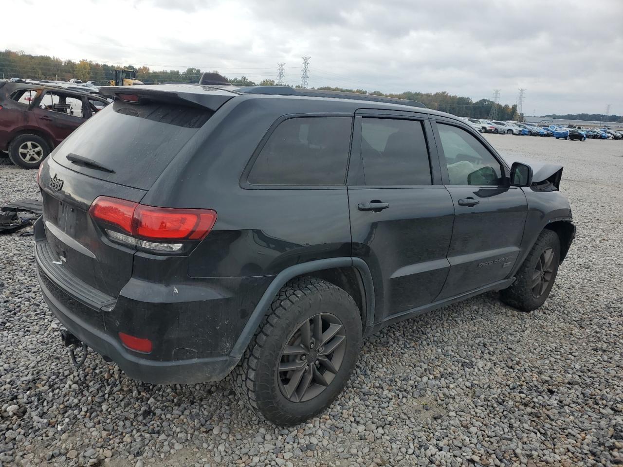JEEP GRAND CHEROKEE LAREDO