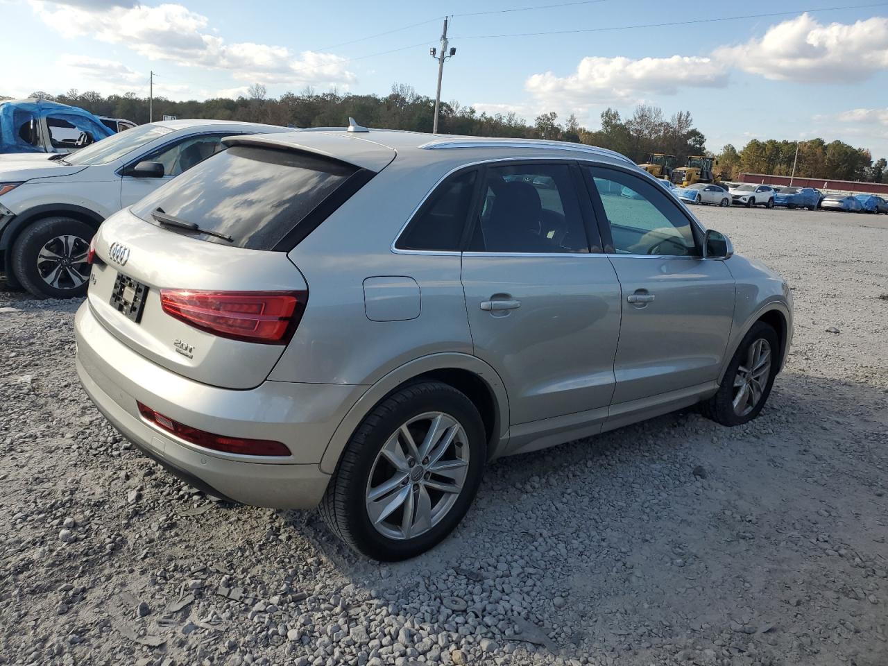 AUDI Q3 PREMIUM PLUS