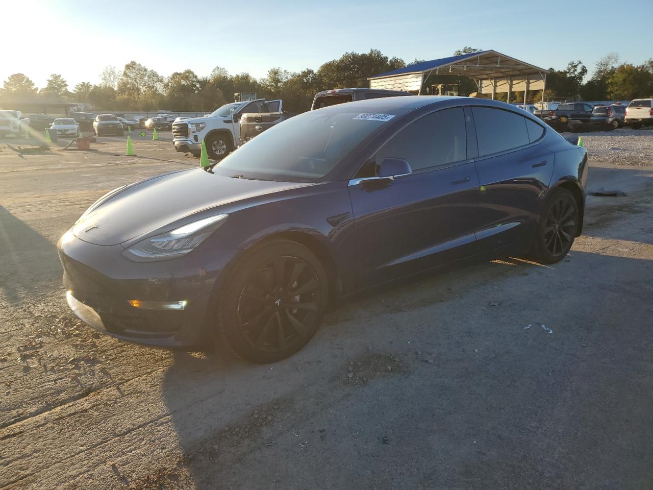 TESLA MODEL 3