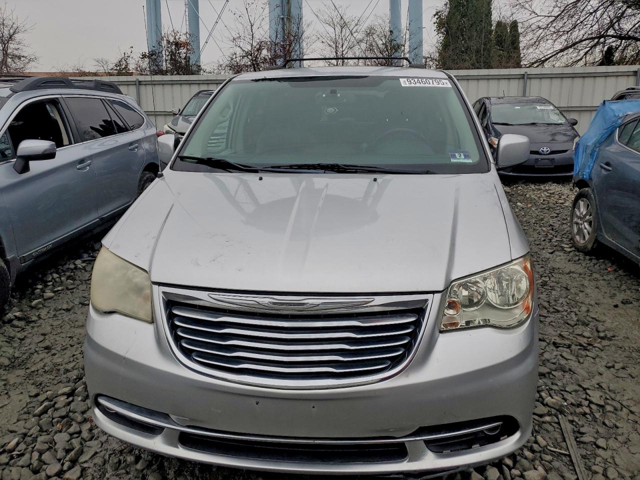 CHRYSLER TOWN & COUNTRY TOURING