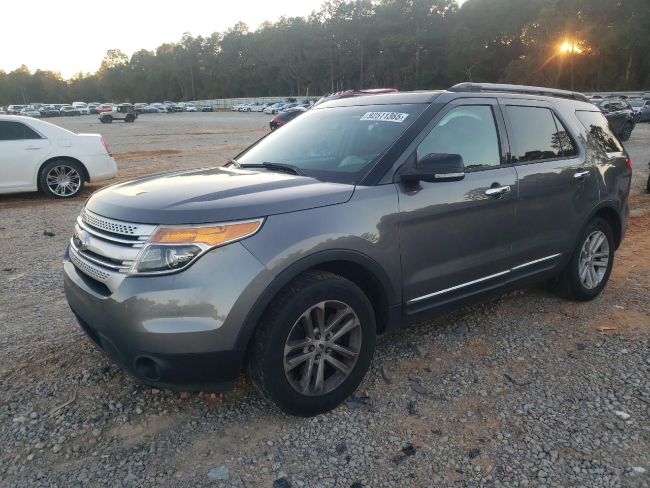 FORD EXPLORER XLT