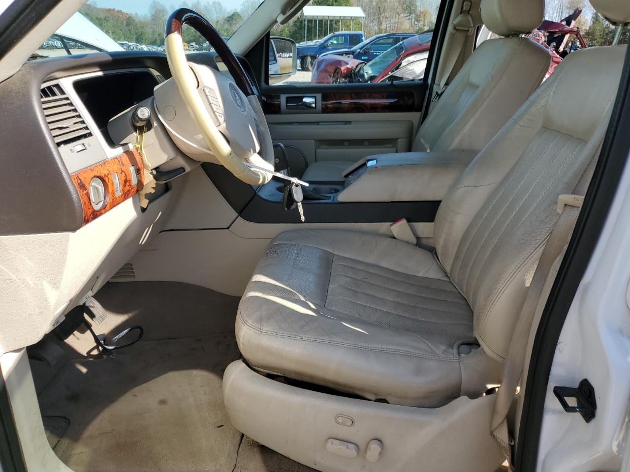 Lot #3297111511 2003 LINCOLN NAVIGATOR