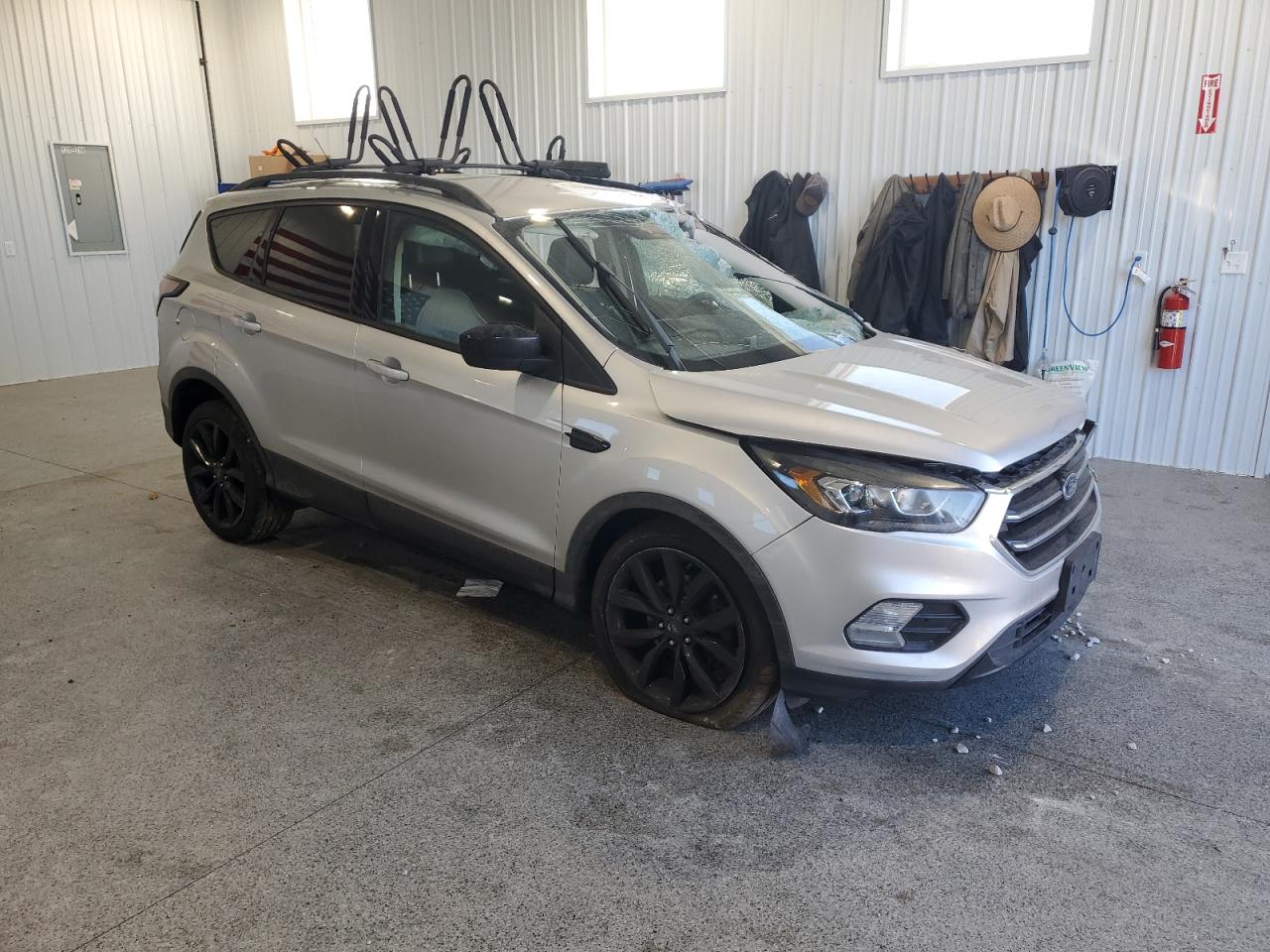 FORD ESCAPE SE