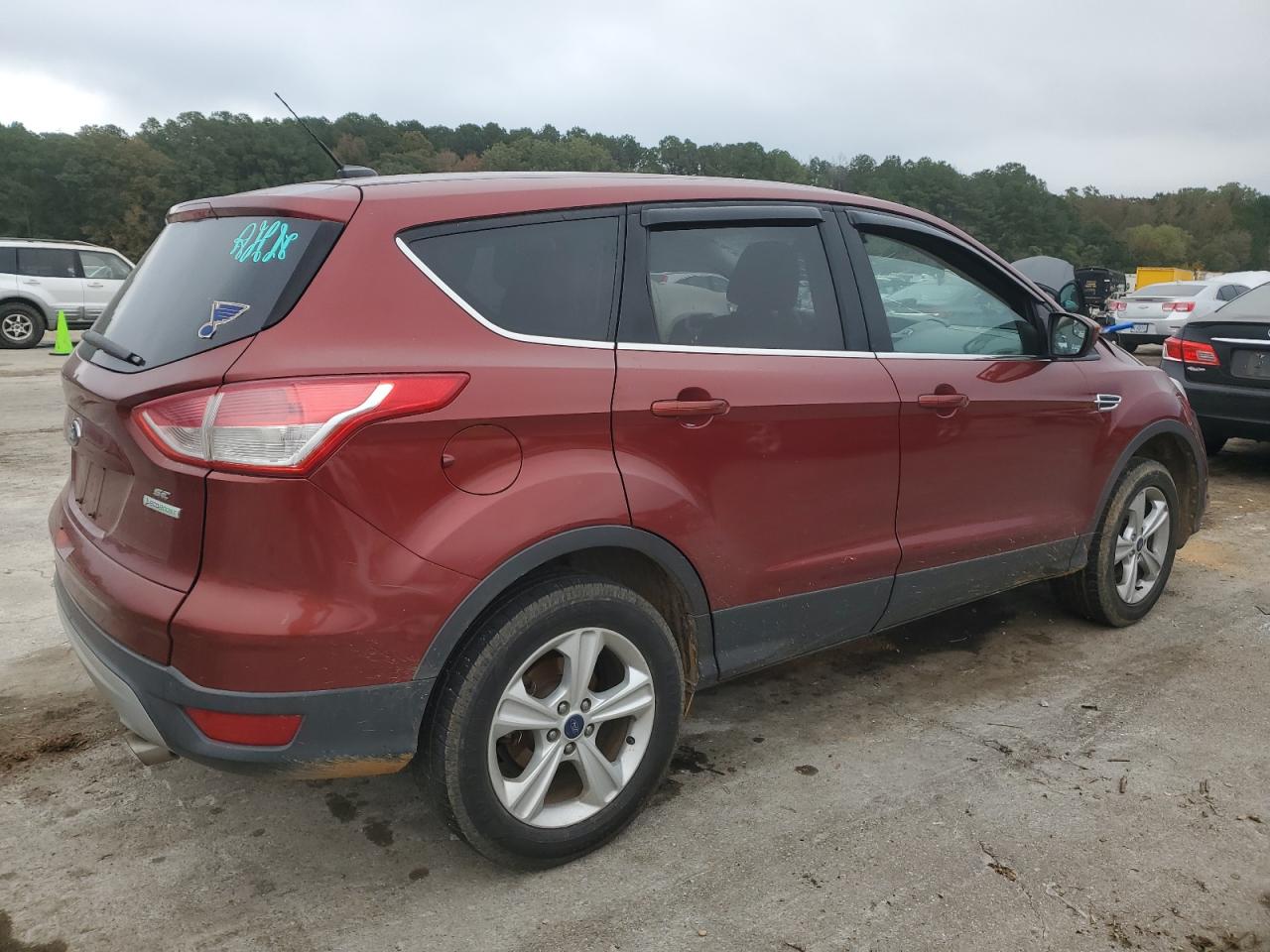 FORD ESCAPE SE