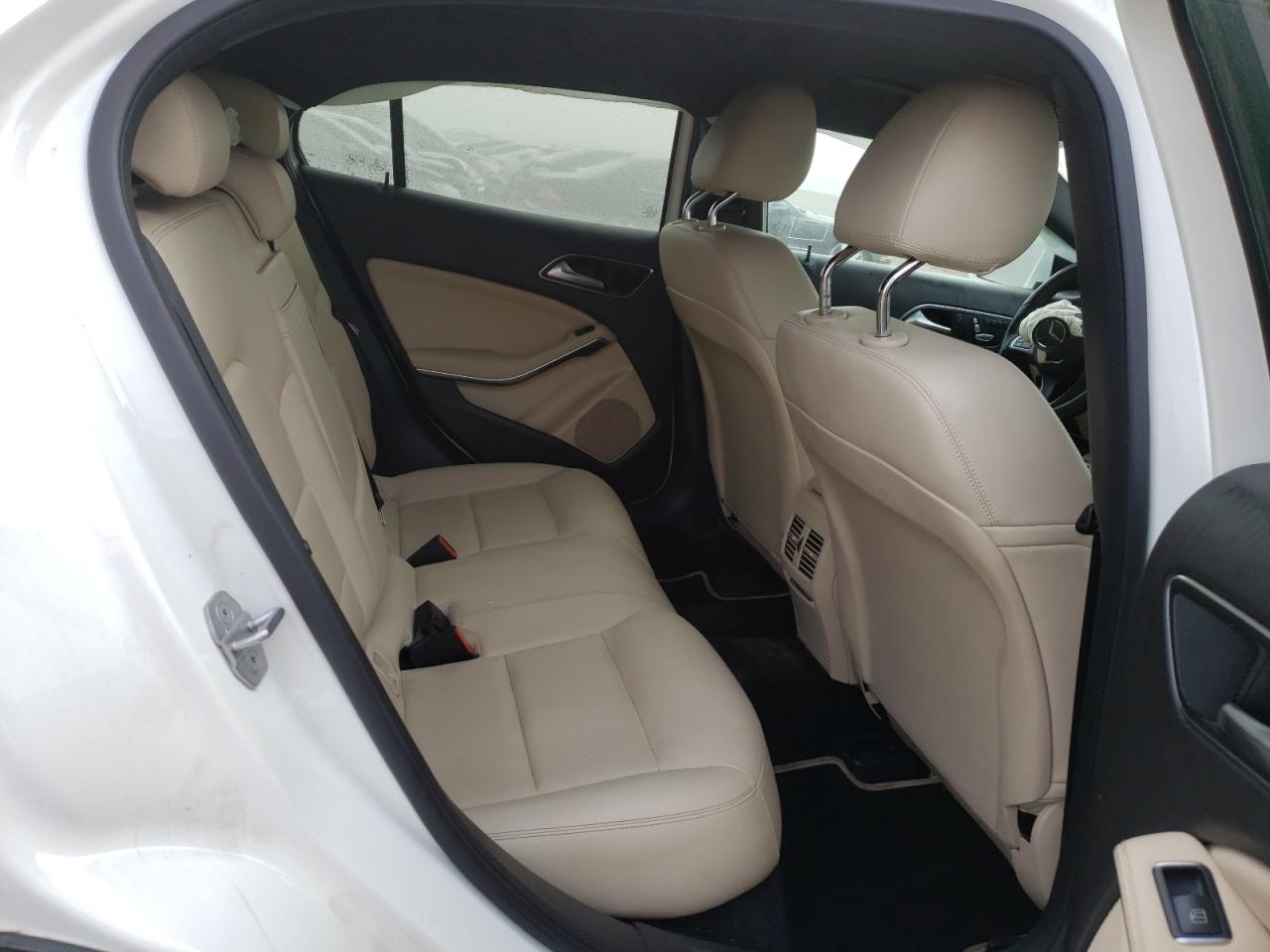 MERCEDES-BENZ GLA-CLASS 250