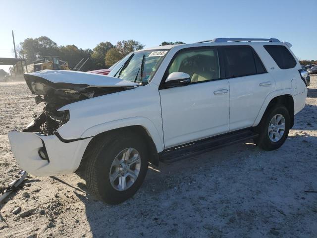TOYOTA 4RUNNER SR