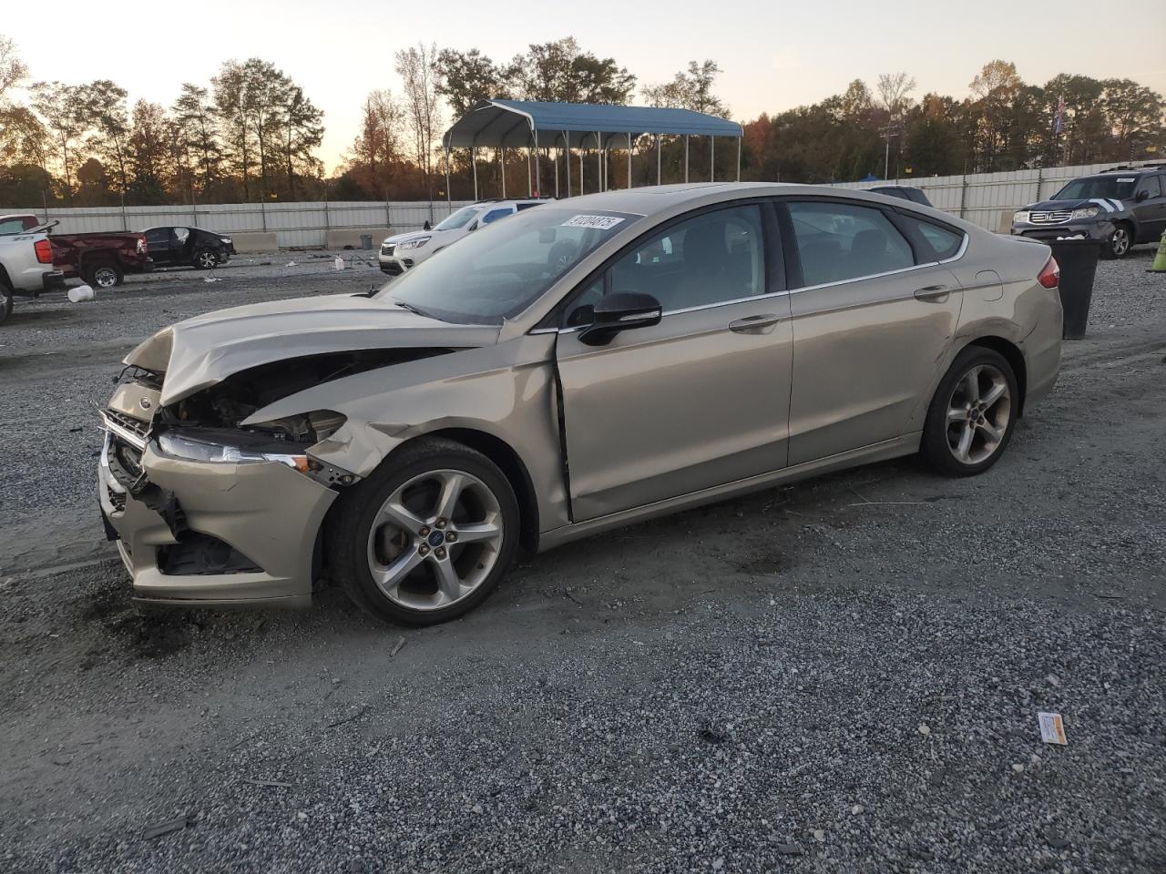FORD FUSION SE