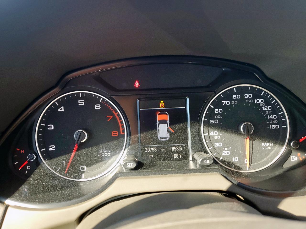 AUDI Q5 PREMIUM PLUS