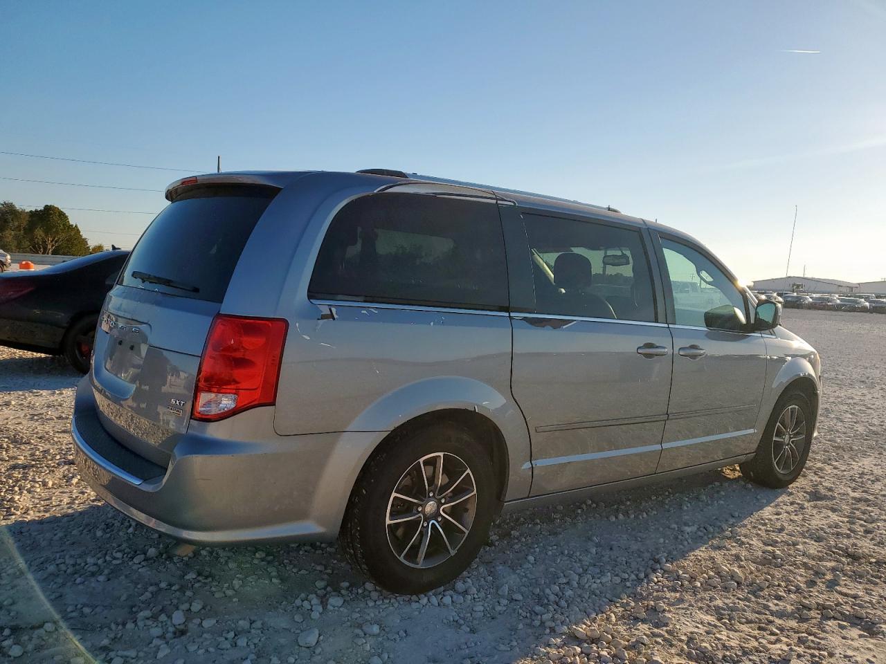DODGE GRAND CARAVAN SXT