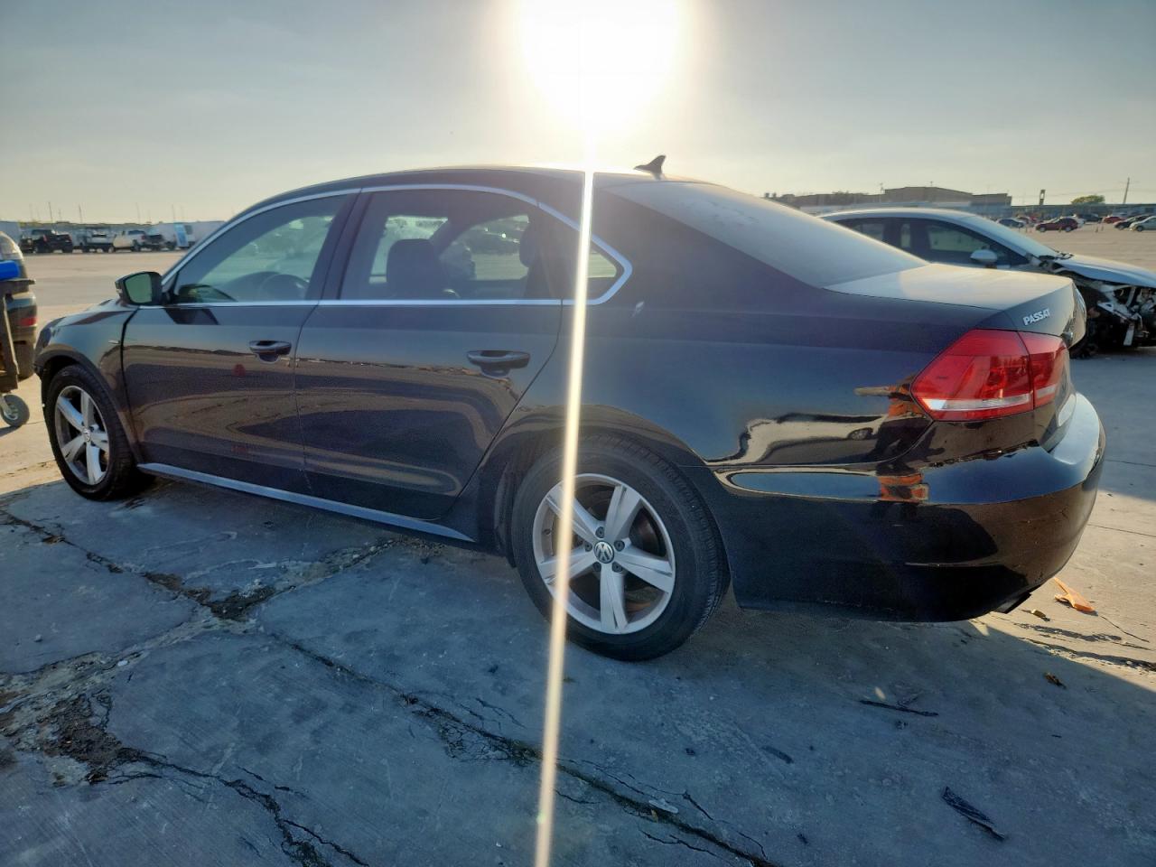 VOLKSWAGEN PASSAT S