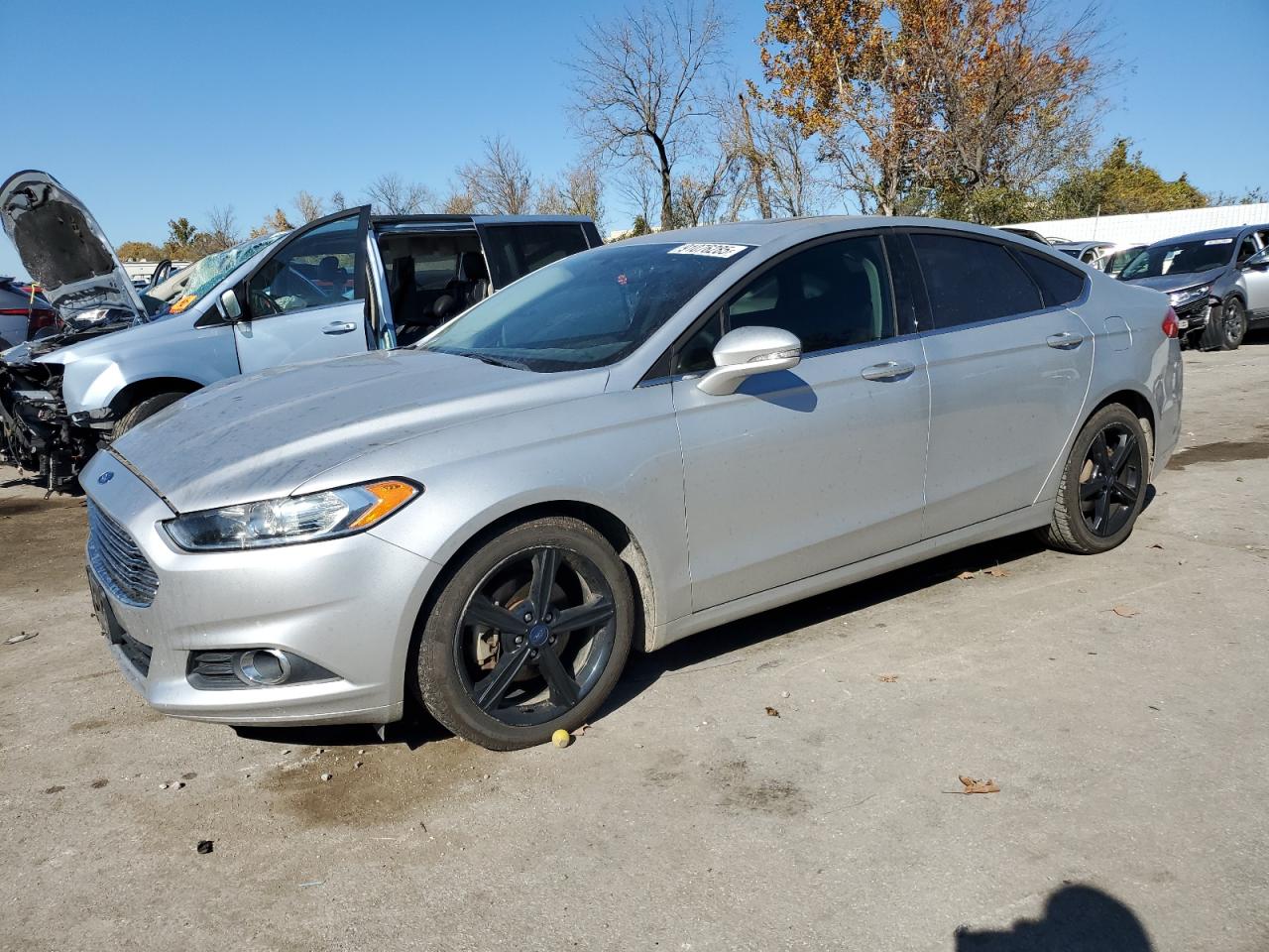 FORD FUSION SE