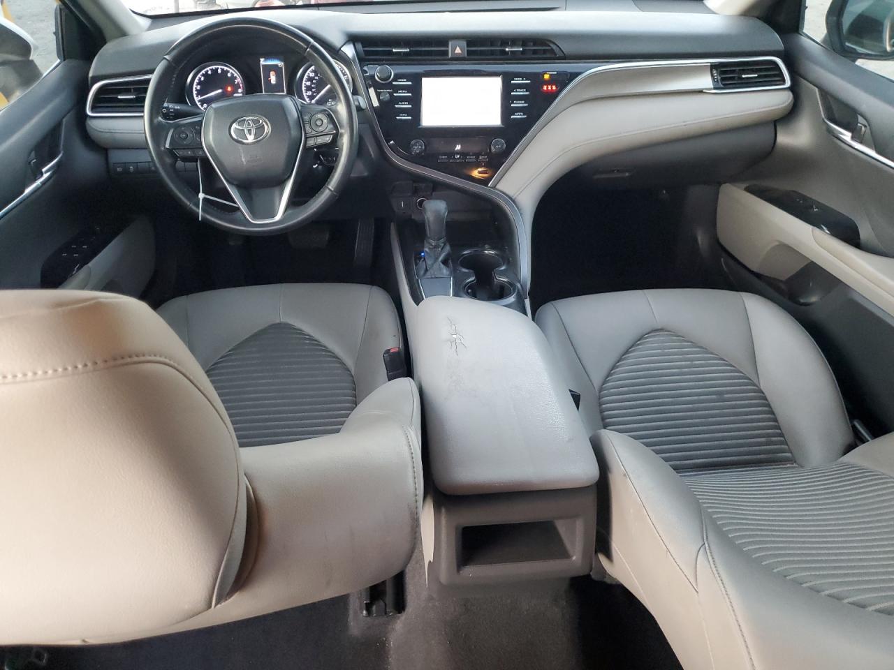 TOYOTA CAMRY L