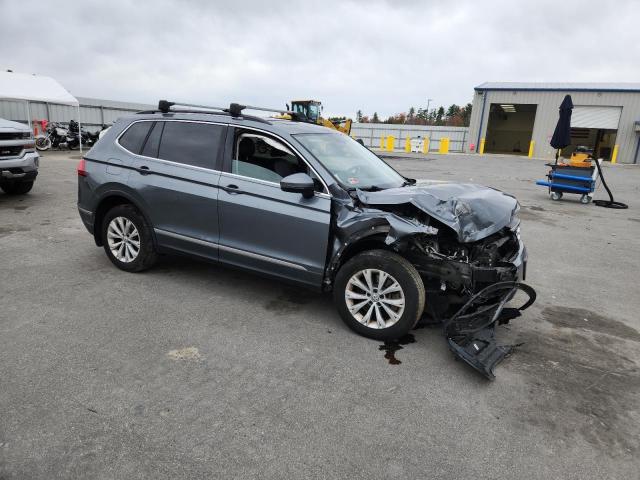 2018 VOLKSWAGEN TIGUAN SE - 3VV2B7AX8JM097357