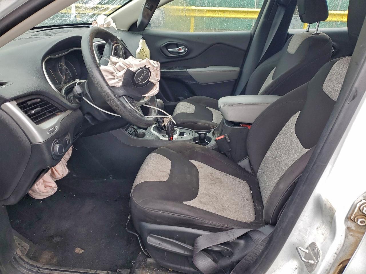 JEEP GRAND CHEROKEE SPORT