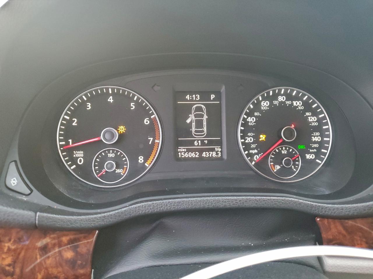 VOLKSWAGEN PASSAT SEL