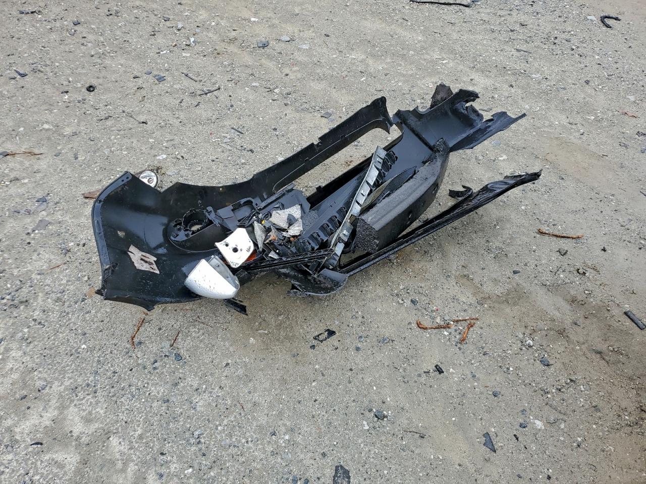 Lot #3310576048 2009 VOLVO C70 T5