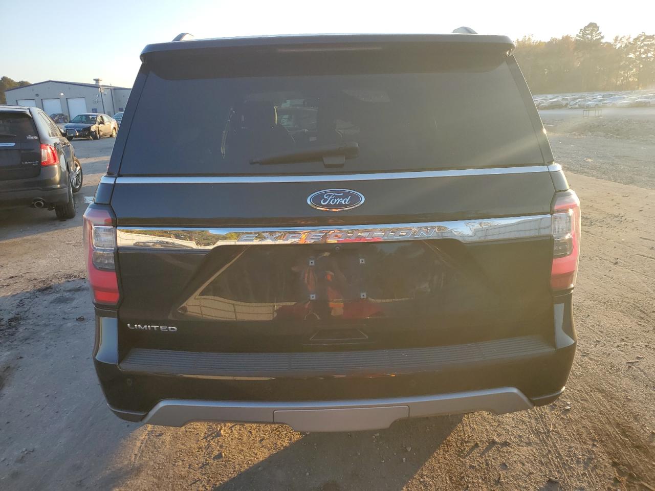 FORD EXPEDITION LIMITED