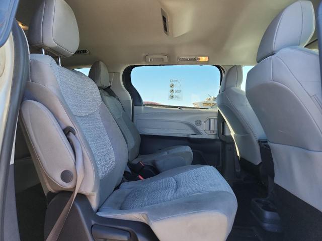 2023 TOYOTA SIENNA LE - 5TDKRKEC3PS161494