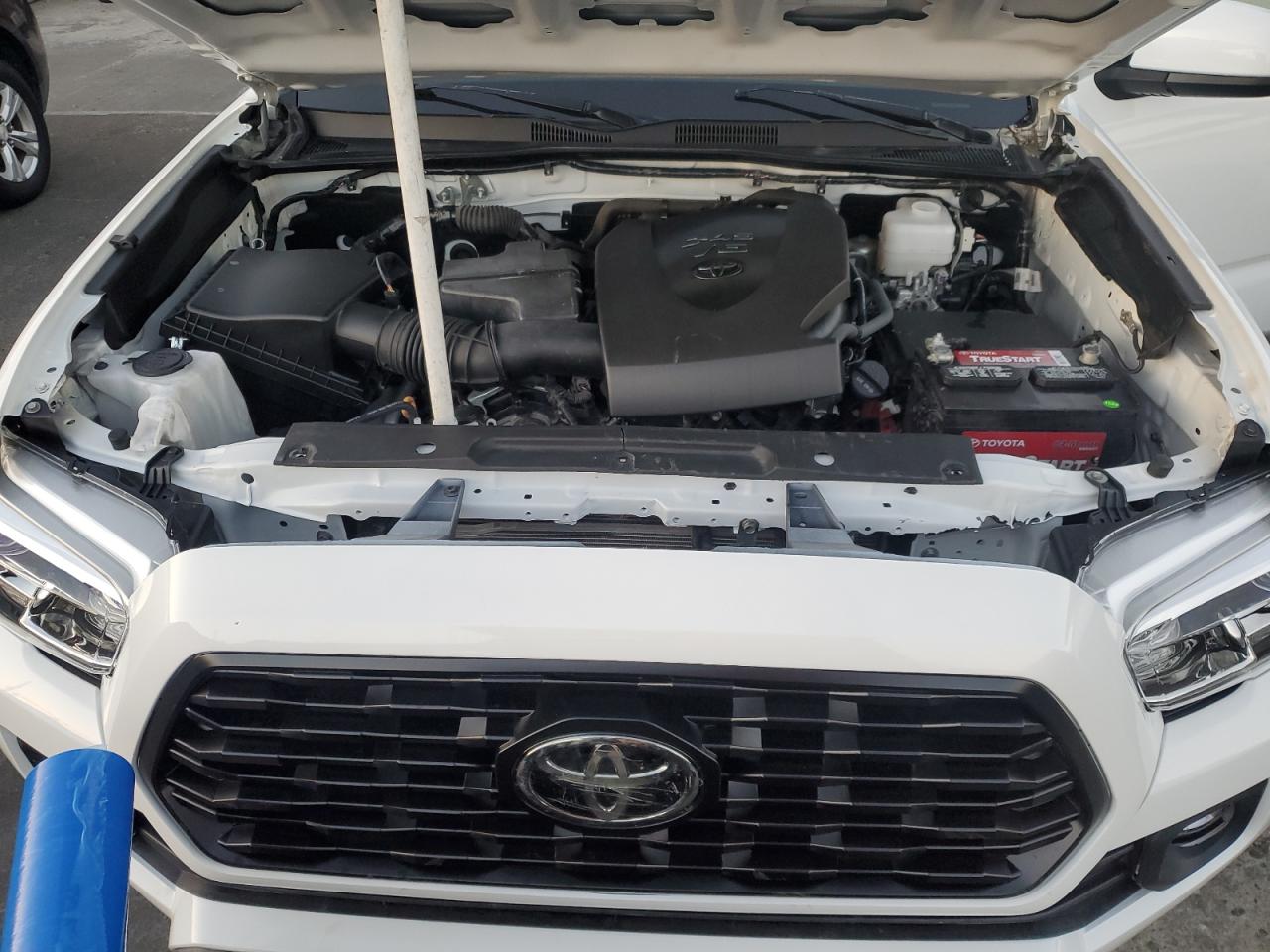 TOYOTA TACOMA DOUBLE CAB