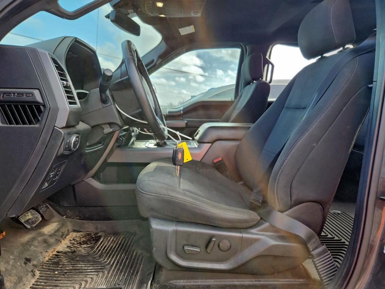 FORD F-150 SUPERCREW