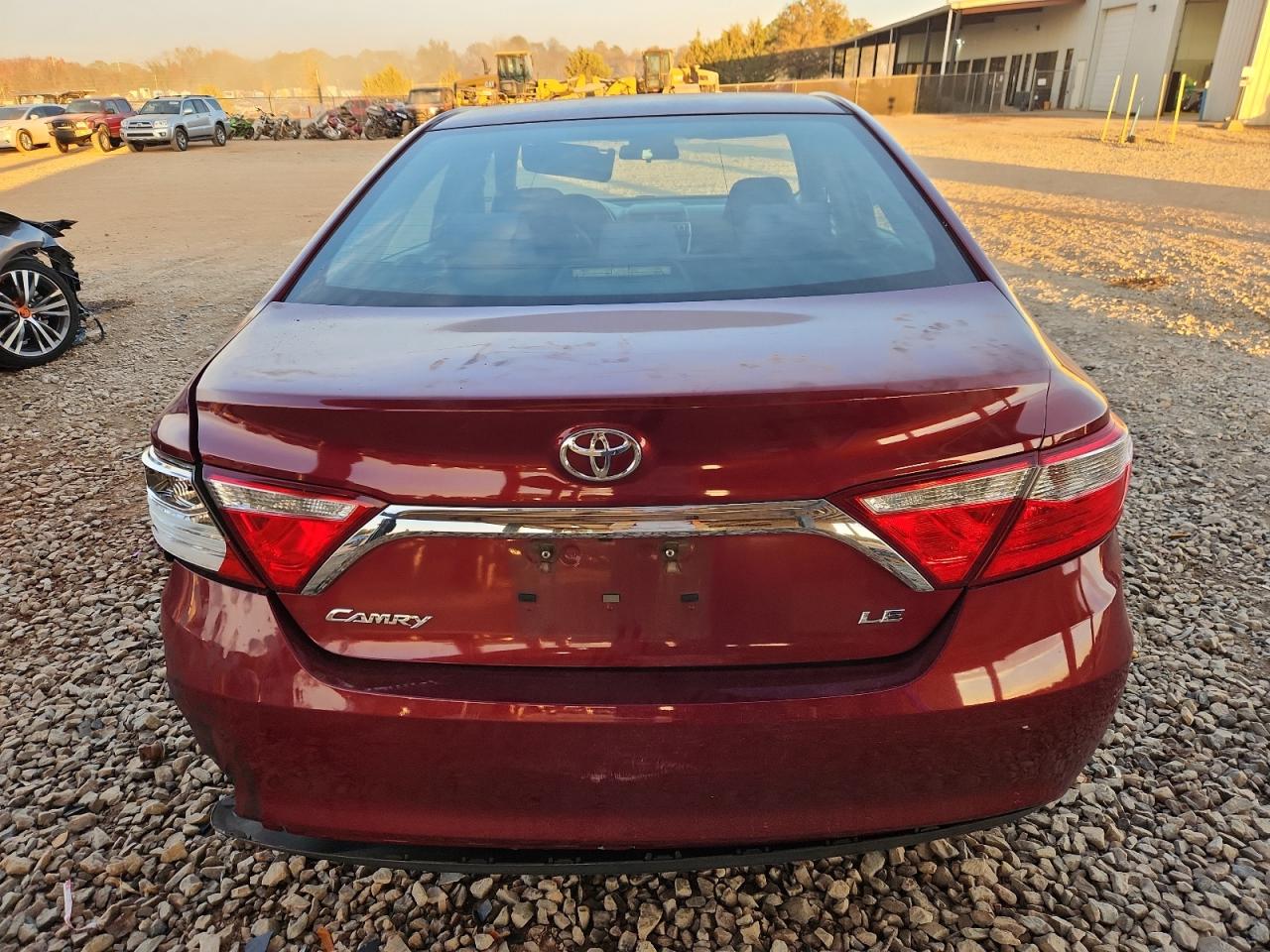 TOYOTA CAMRY LE