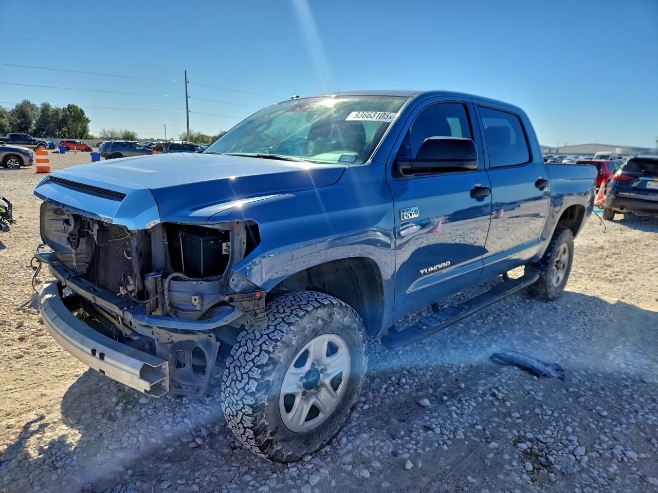 TOYOTA TUNDRA CREWMAX SR5