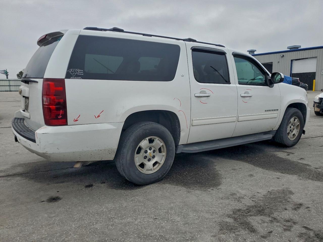 CHEVROLET SUBURBAN C1500 LT